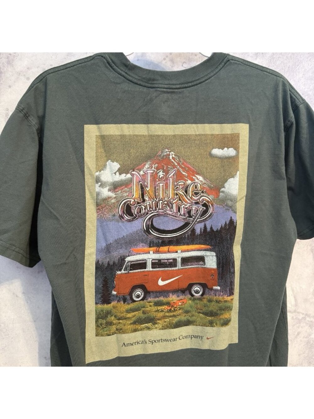 Nike Country Americas Sportswear Company Van T Shirt Mens Small